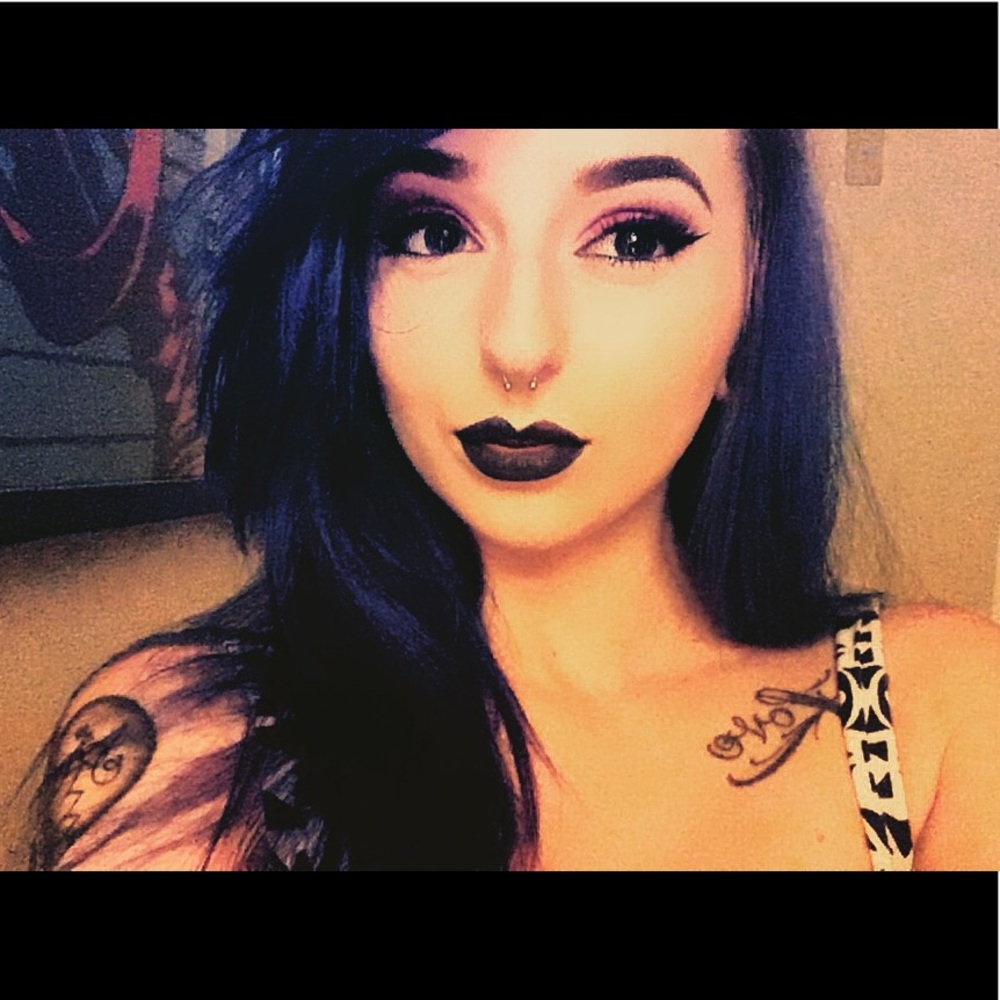 Meet your Posher, Tara